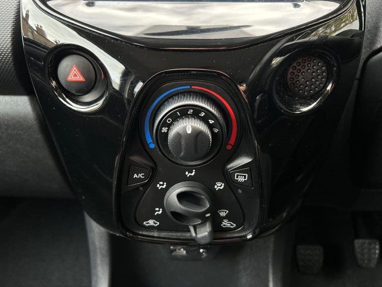 2020 Citroen C1 1.0 VTi Flair Hatchback 5dr Petrol Manual Euro 6 (s/s) (72 ps) Hatchback PETROL M...