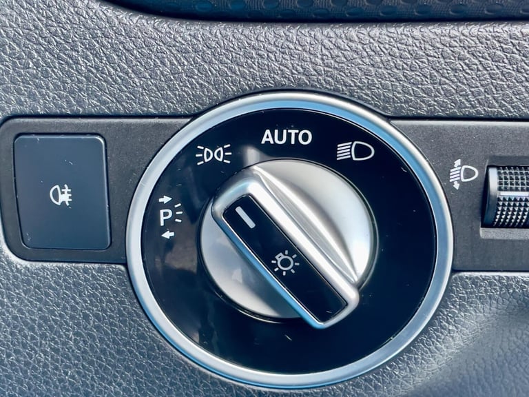 2016 Mercedes-Benz A-Class 1.6 A180 SE Euro 6 (s/s) 5dr HATCHBACK Petrol Manual