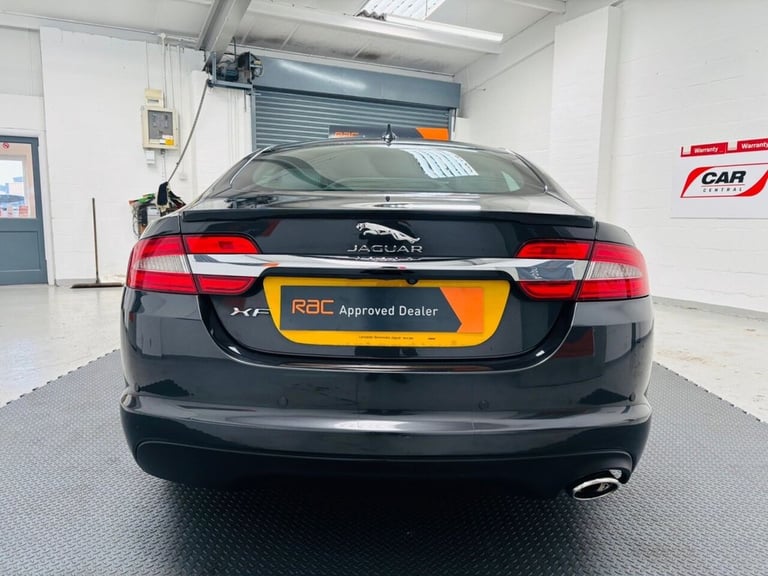 2014 Jaguar XF 2.2d [200] R-Sport 4dr Auto SALOON DIESEL Automatic