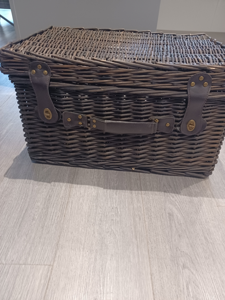 image for Dark Brown Harrods Large Wicker Hamper Basket