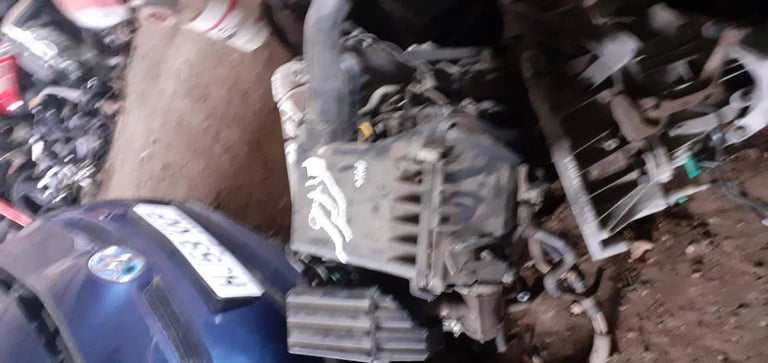 Car engines and gearbox for Low price sale please call