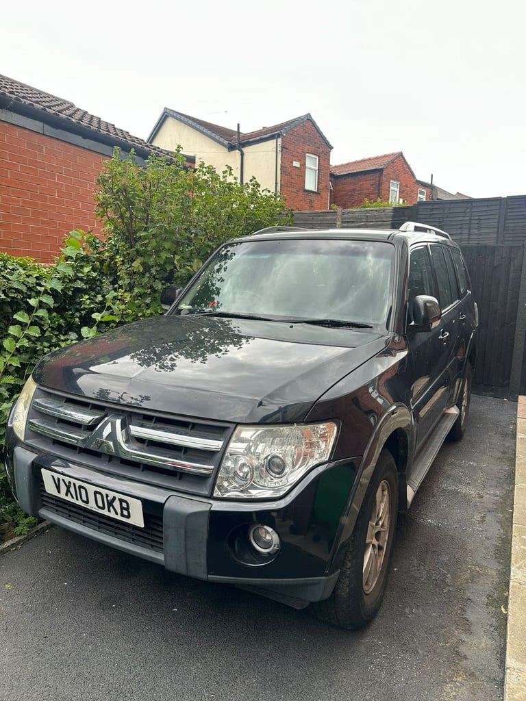 Mitsubishi, 2010, 3200 (cc)
