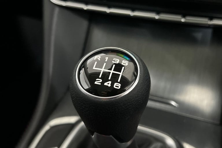 2022 72 MG MG HS 1.5 T-GDI EXCLUSIVE SUV 5DR PETROL MANUAL EURO 6 (S/S) (162 PS)
