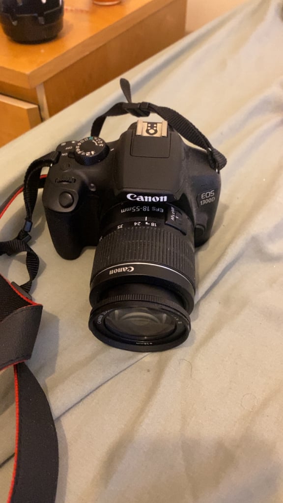 Canon EOS 1300D (Rebel T6) 