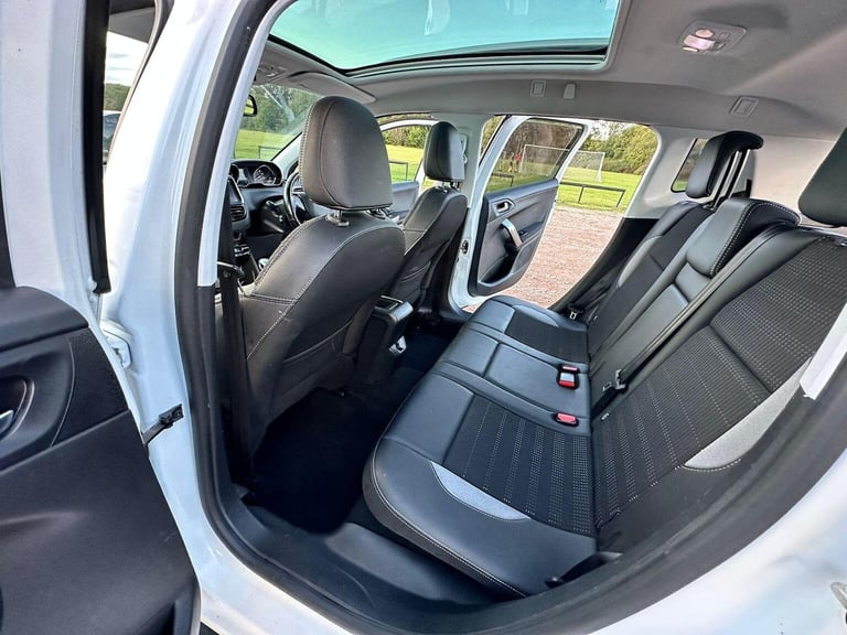 PEUGEOT 2008 1.5 BlueHDi Allure Premium Euro 6 (s/s) 5dr 2018