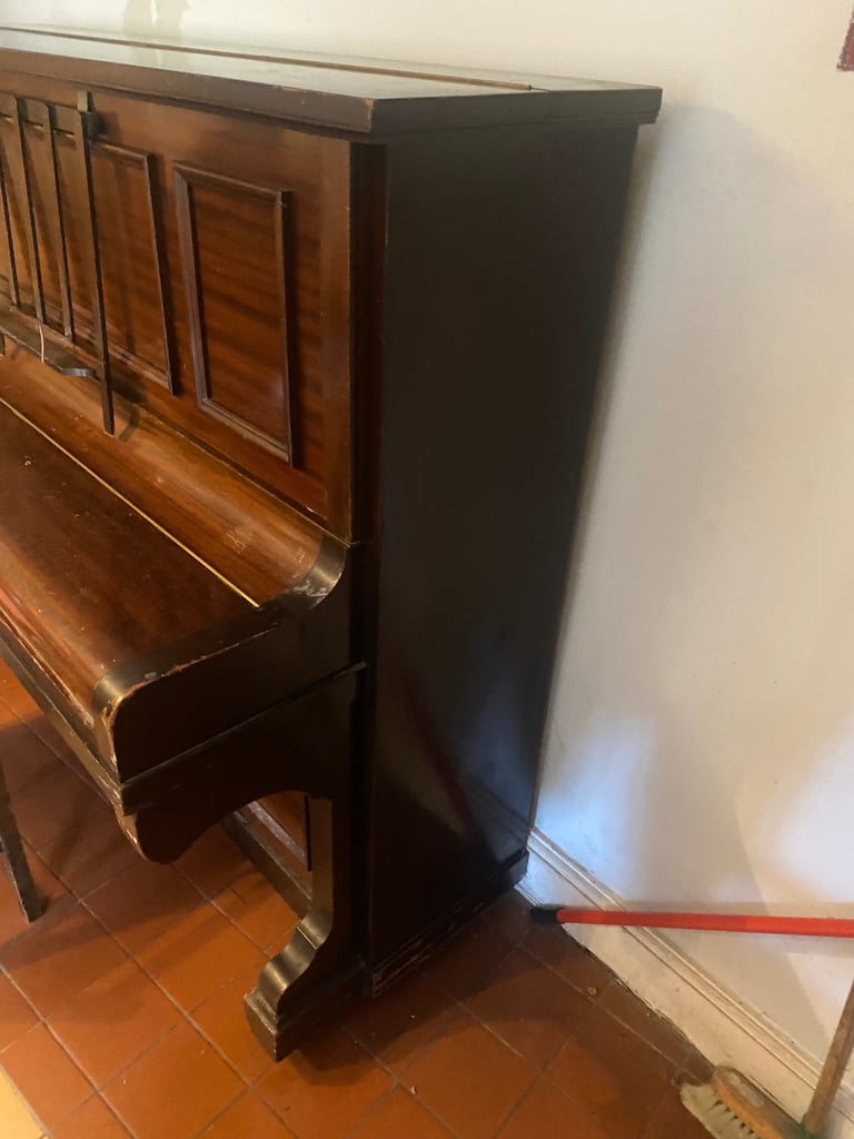 Free Piano and Stool