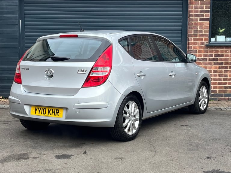 2010 Hyundai i30 1.4 ES 5dr HATCHBACK Petrol Manual