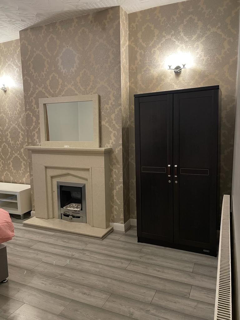 ***ROOM TO RENT***DOUBLE ROOM in CITY ROAD B16***ALL DSS ACCEPTED***