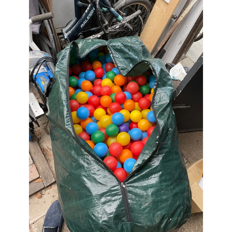 Soft play balls / ball pit balls in Birstall, Leicestershire Gumtree