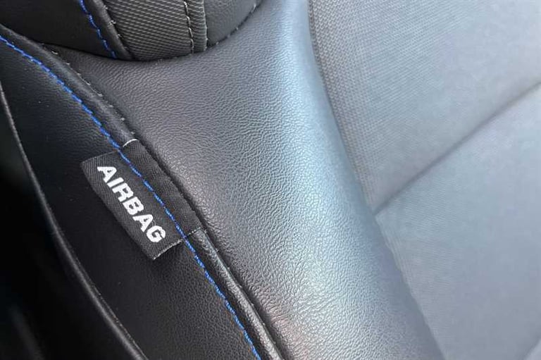 2023 MG MG4 64kWh Trophy Long Range Hatchback 5dr Electric Auto (203 ps) Hatchback Electric Autom...