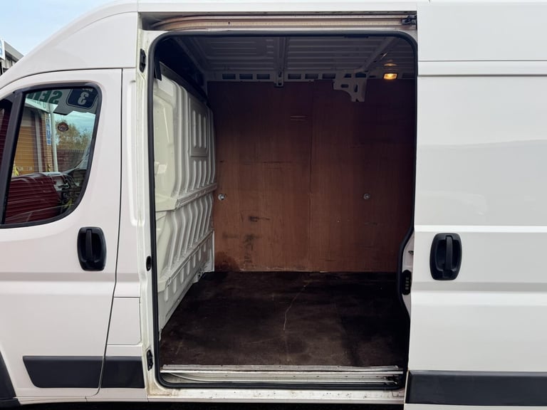 2016 Peugeot Boxer 2.0 BlueHDi H2 Van 130ps PANEL VAN DIESEL Manual