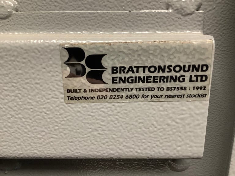 Brattonsound gun cabinet and gun slip