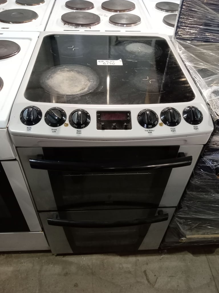 Zanussi 55cm electric cooker with grill and fan assisted oven £170