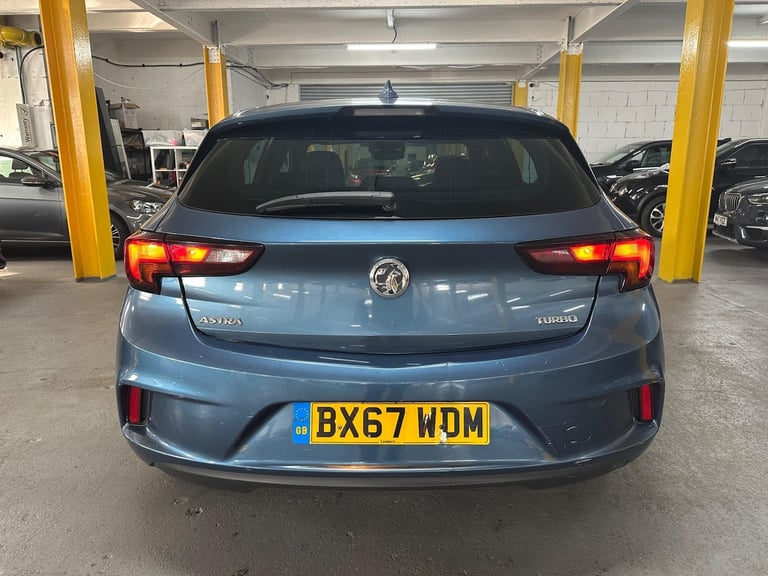 2017 Vauxhall Astra 1.4i Turbo SRi Nav Euro 6 5dr HATCHBACK Petrol Manual