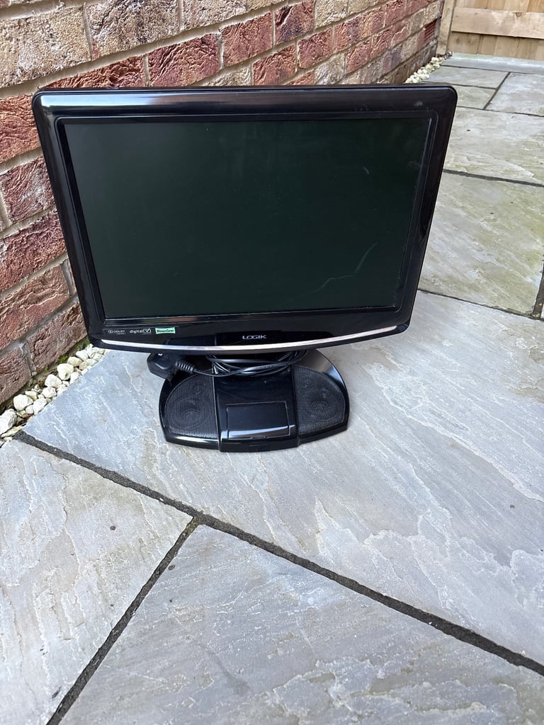 Logik 18” TV with DVD player