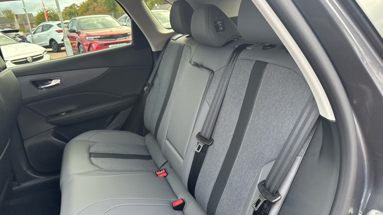 2025 MG MG S5 170kW Trophy EV Long Range 64kWh 5dr Auto Electric Estate Estate Electric Automatic