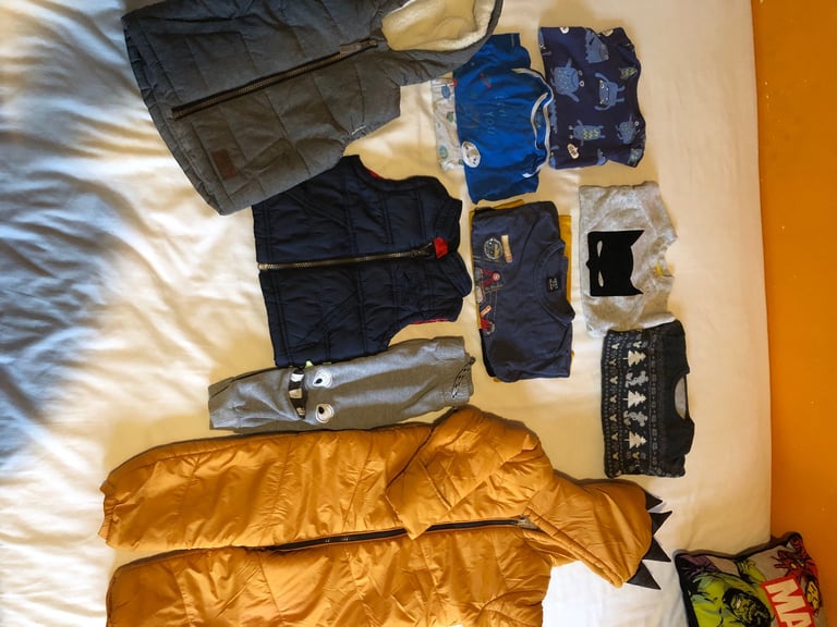 image for Baby clothes 12-18months