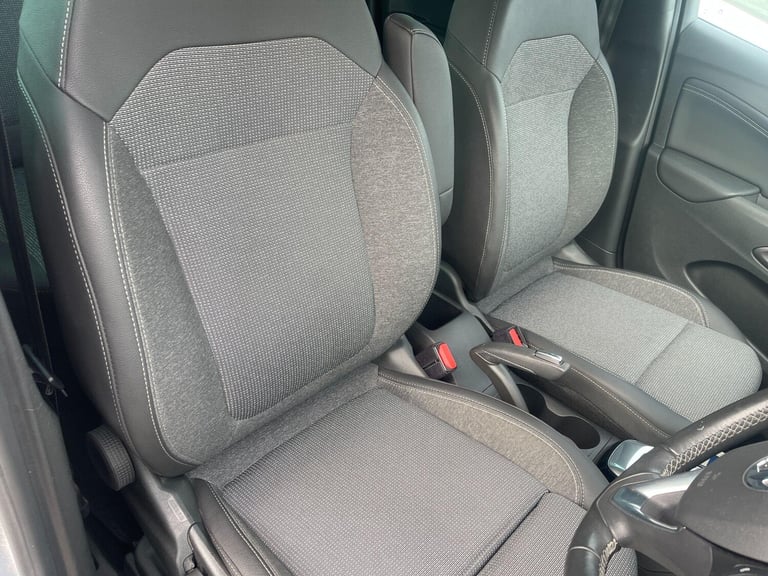 2021 Vauxhall Crossland 1.2 Turbo Elite Nav Auto Euro 6 (s/s) 5dr HATCHBACK Petrol Automatic