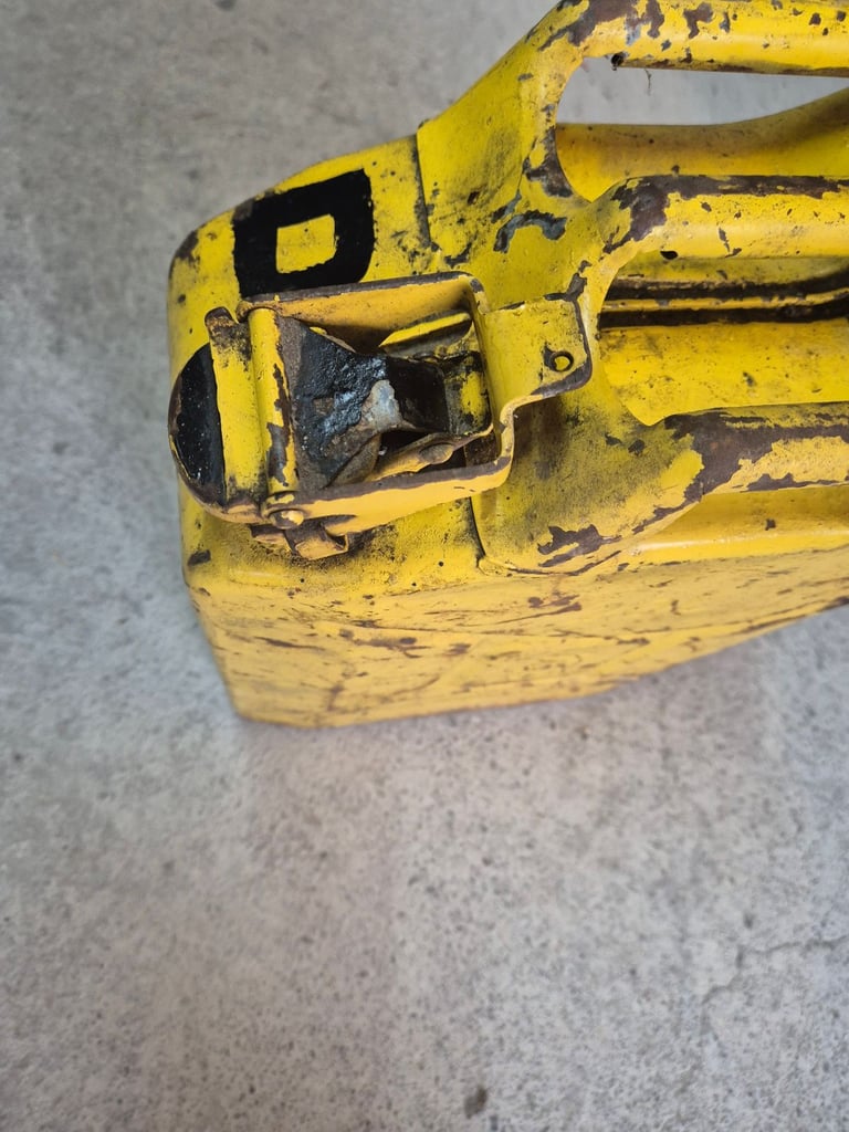 20 Ltr Jerry Can used in sound condition 
