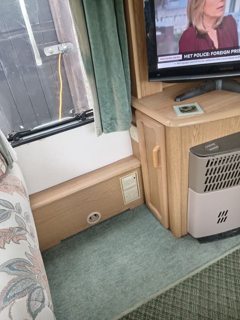 vanroyce caravan 2 berth