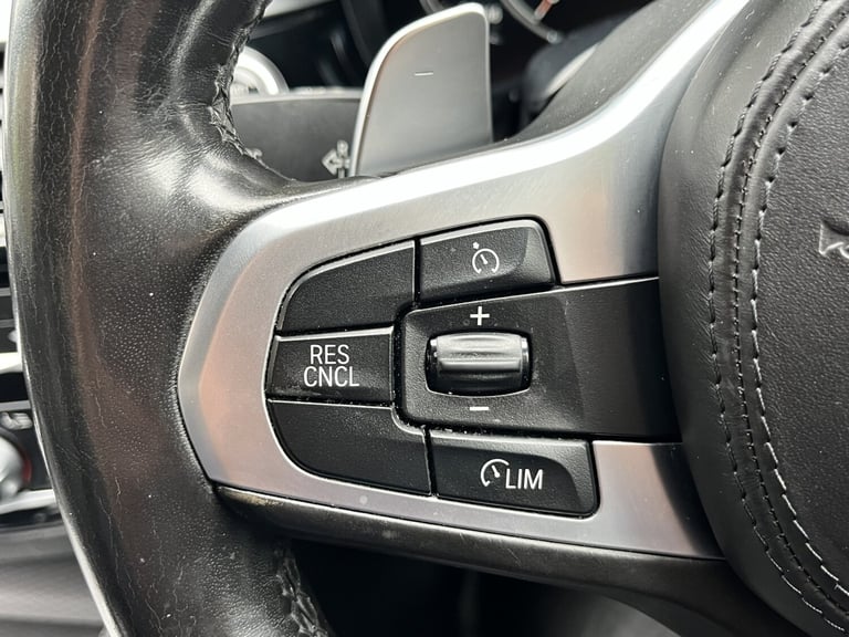 BMW 5 SERIES 2.0 520d M Sport Saloon 2017