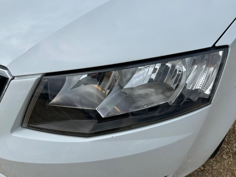2014 Skoda Octavia 2.0 TDI Tour de France 4WD Euro 5 (s/s) 5dr ESTATE Diesel Manual