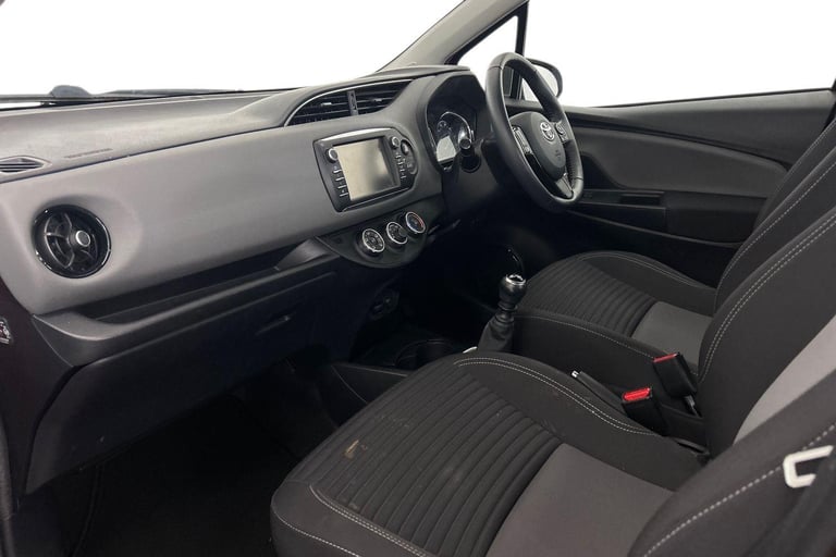 2019 Toyota Yaris 1.5 VVT-i Icon Tech Hatchback 5dr Petrol Manual Euro 6 (111 ps) HATCHBACK Petro...
