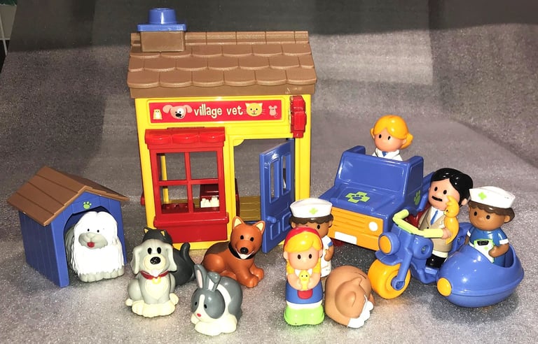 ELC HAPPY LAND : 6 SETS, VARIOUS