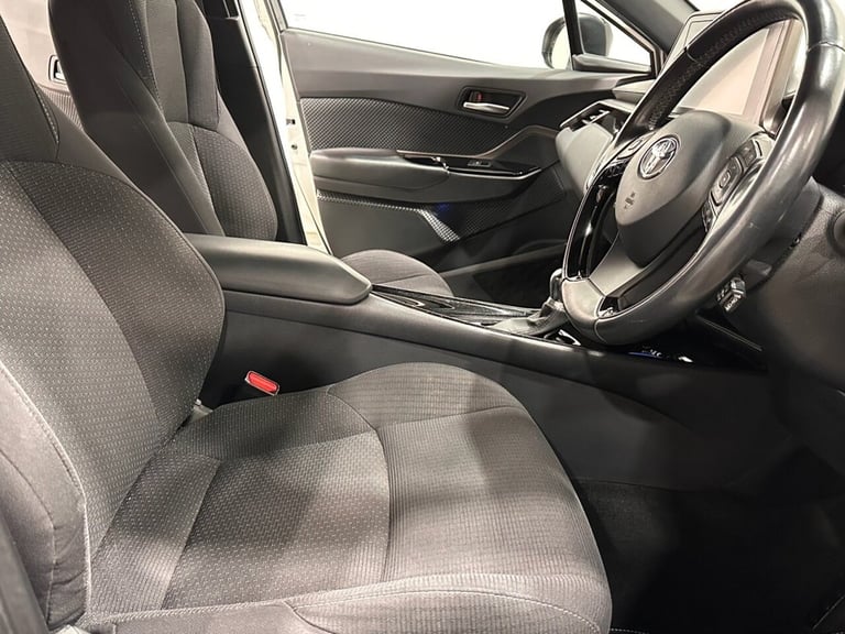 2019 Toyota C-HR 1.8 Hybrid Dynamic 5dr CVT HATCHBACK PETROL/ELECTRIC Automatic