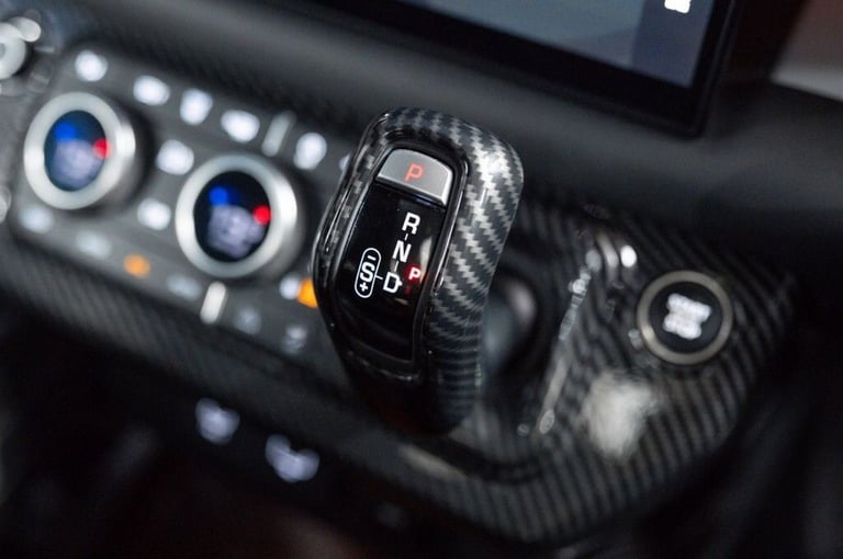 2023 Land Rover Defender 3.0 D300 MHEV X-Dynamic HSE SUV 5dr Diesel Auto 4WD Euro 6 (s/s) (300 ps...