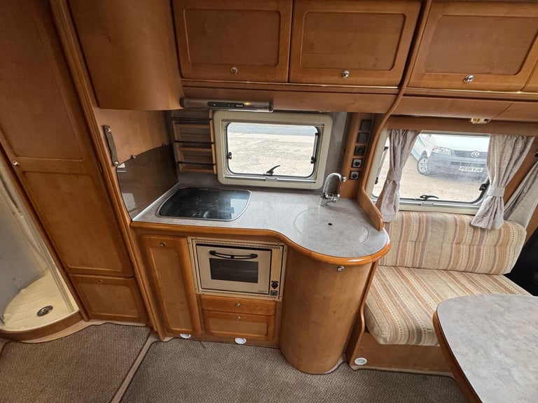 FIAT DUCATO RAPIDO 9096F 4 BERTH A CLASS MOTOR HOME