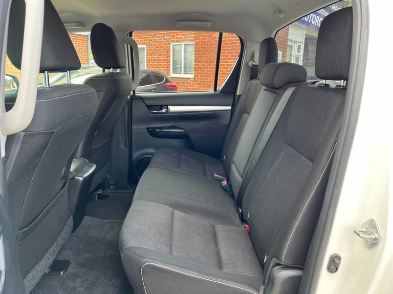 2020 Toyota Hilux Icon D/Cab Pick Up 2.4 D-4D PICK UP Diesel Manual