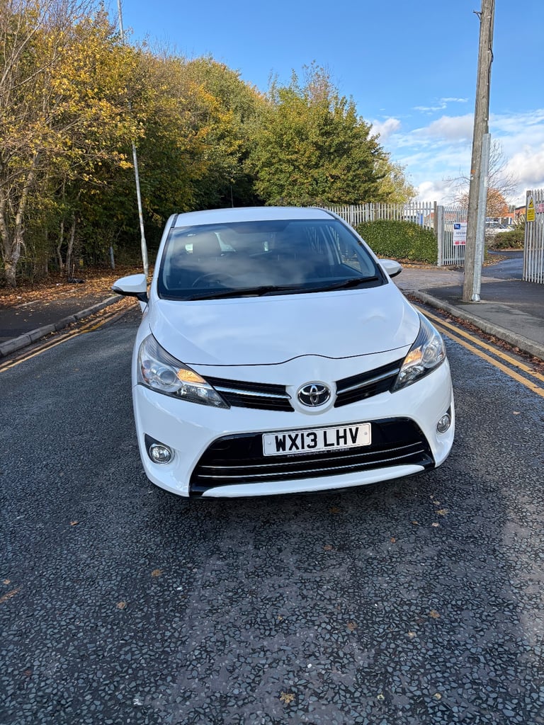Toyota, VERSO, MPV, 2013, Manual, 1598 (cc), 5 doors