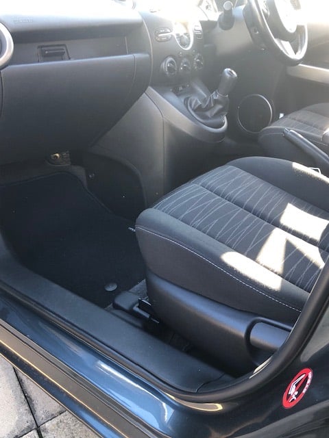 Mazda, 2, Hatchback, 2009, Manual, 1349 (cc), 5 doors