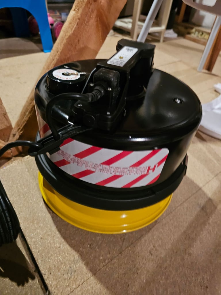 Numatic HZ 280-2 Hazardous-Duty Industrial Vacuum with Henry Hepa-Flo Head - BRAND NEW NEVER USED