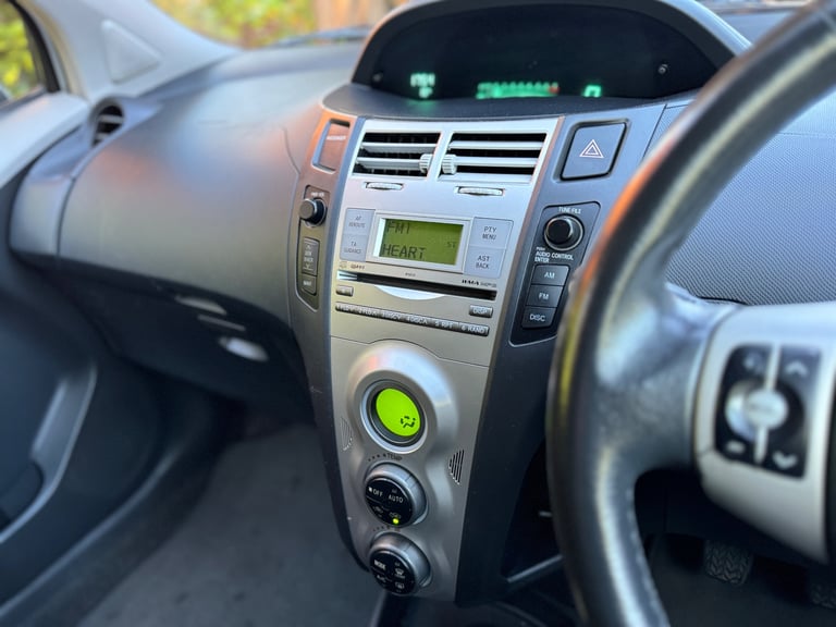 Toyota, YARIS, Hatchback, 2007, Manual, 1296 (cc), 3 doors