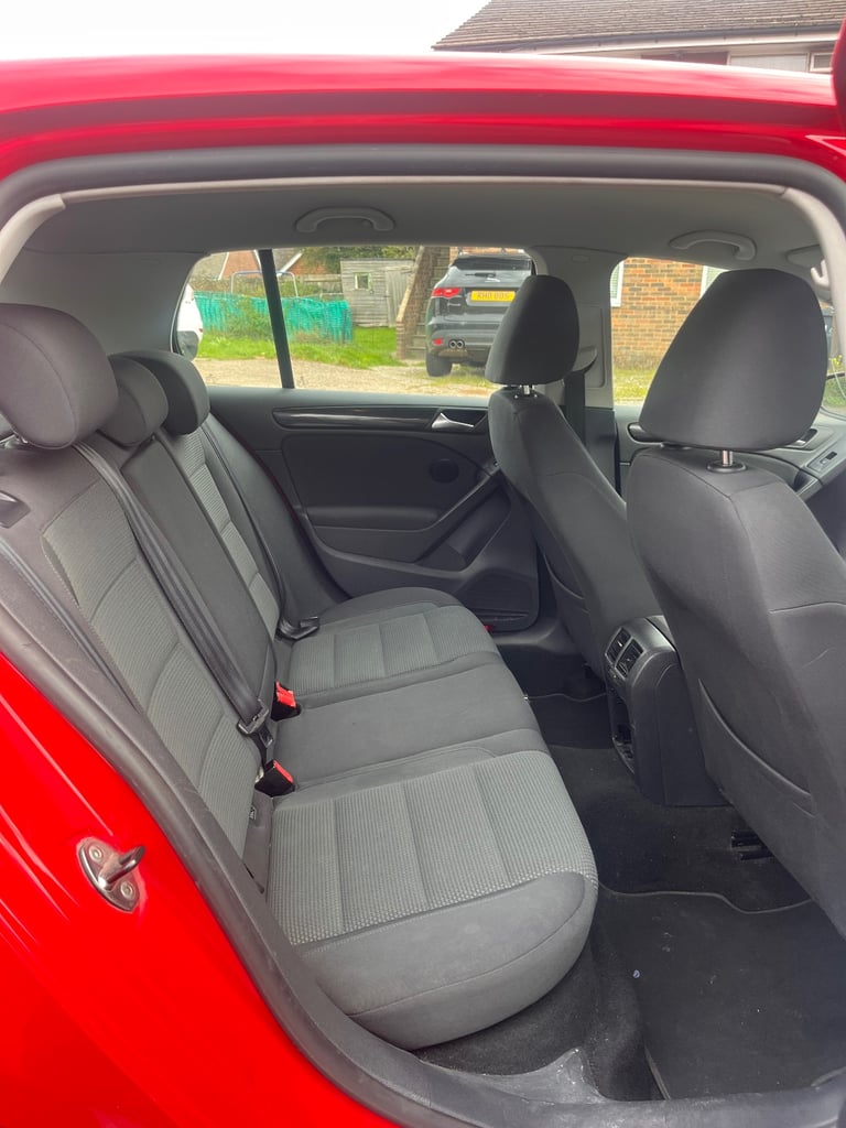 Volkswagen, GOLF, Hatchback, 2011, Manual, 1968 (cc), 5 doors