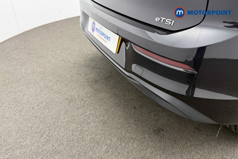 2021 Volkswagen Golf 1.5 eTSI 150 Life 5dr DSG Hatchback Petrol Automatic