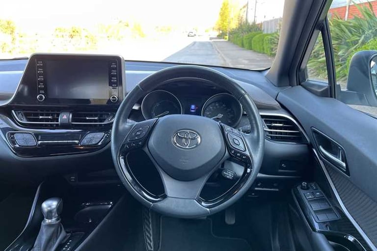 2021 Toyota C-HR 2.0 VVT-h GPF Excel SUV 5dr Petrol Hybrid CVT Euro 6 (s/s) (184 ps) SUV Hybrid A...
