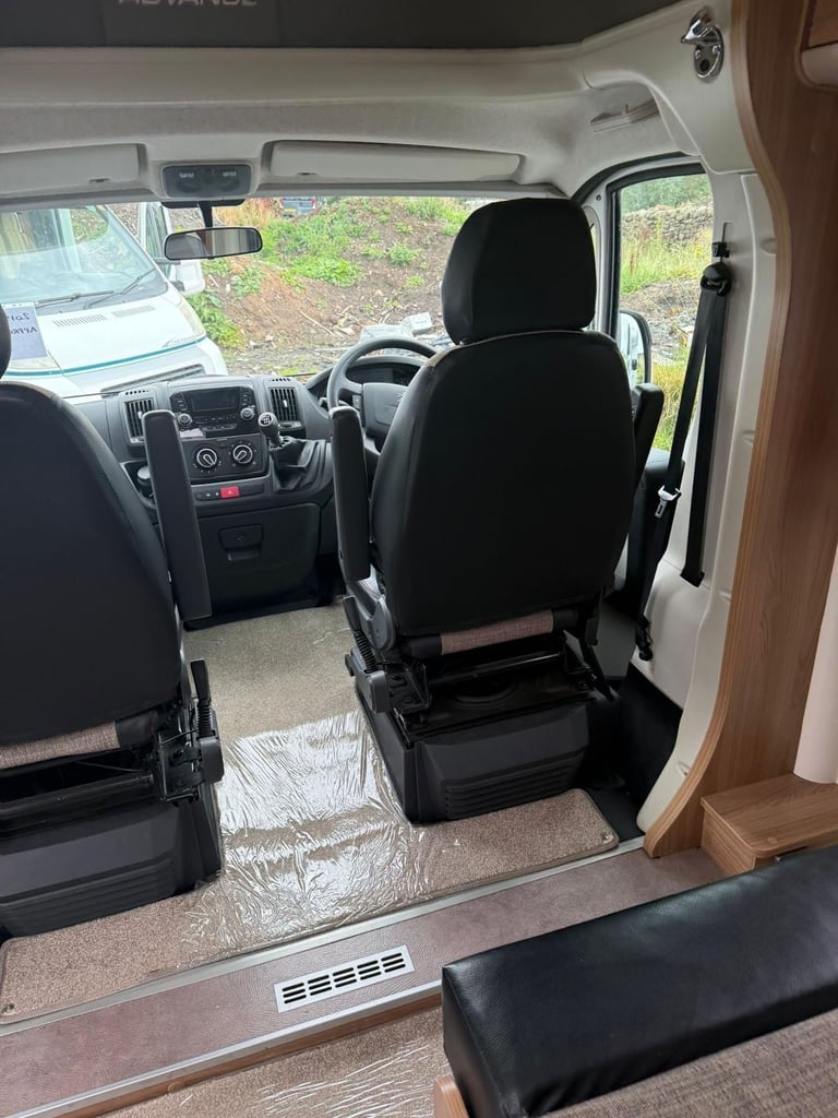2015 - Bailey Approach Advance 615 - 2.2ltr - 29,000 Miles - 3 Berth / 4 Belts 