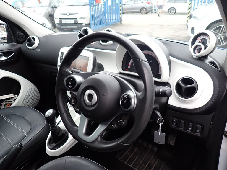 2015 Smart ForFour 0.9T Prime (Premium) Hatchback 5dr Petrol Manual Euro 6