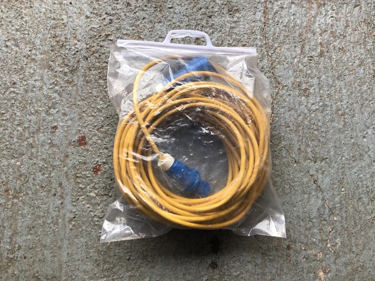 image for Electric hook up cable 25 meters 