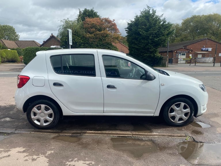 DACIA SANDERO 1.2 Ambiance 1.2 16V 75 2016