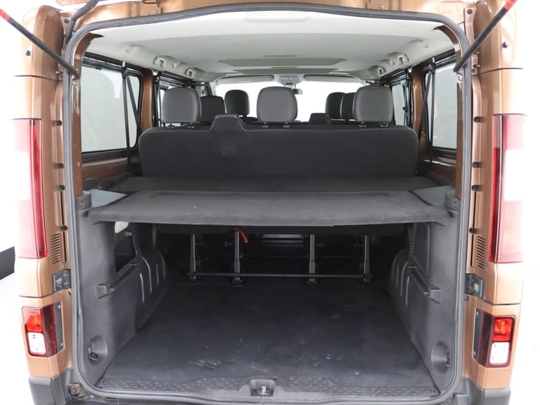 2020 Renault Trafic LL30 ENERGY dCi 170 Sport Nav 9 Seater EDC MPV DIESEL Automatic