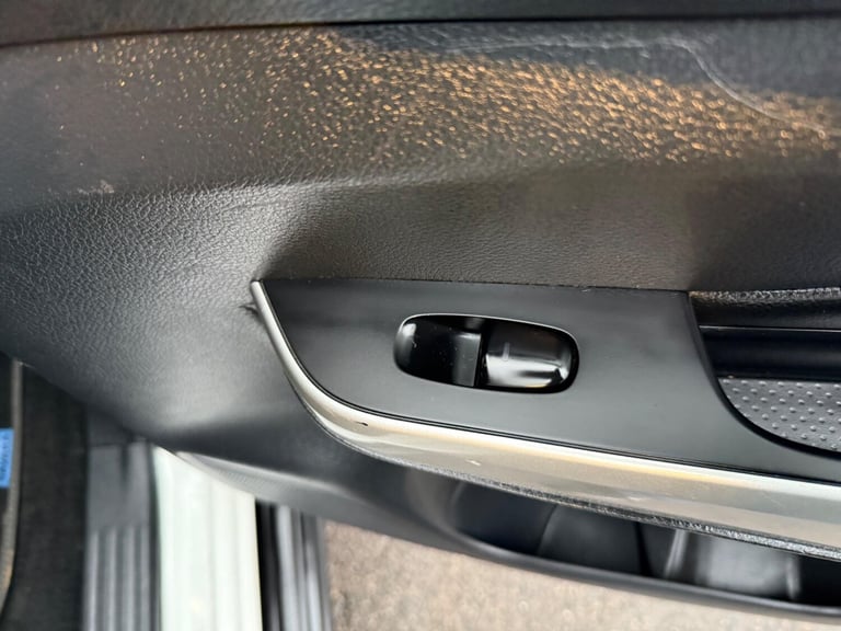 2018 Nissan Navara 2.3 dCi Tekna Auto 4WD Euro 6 4dr PICK UP Diesel Automatic