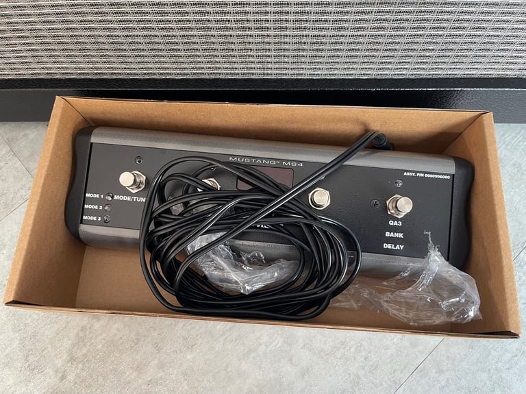 Fender Mustang IV (v.2)