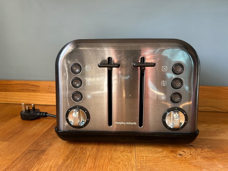 image for Morphy Richards 4 slice toaster 