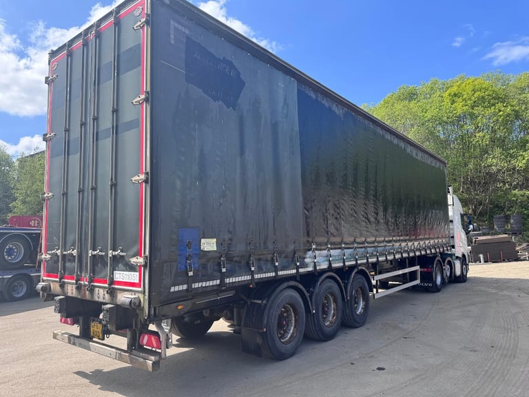 2016 Cartwight 4.85 curtainsider trailer 