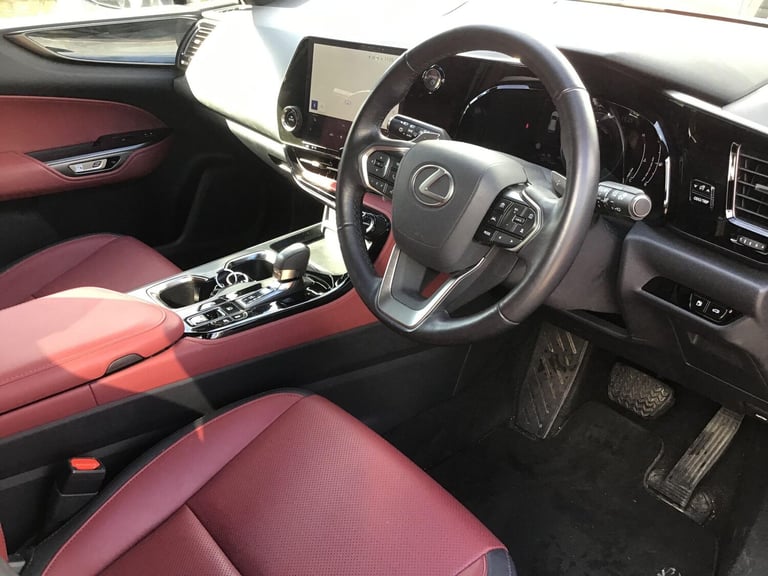 2022 Lexus NX 2.5 350h Premium SUV 5dr Petrol Hybrid E-CVT 4WD Euro 6 (s/s) (245 ps) ESTATE Petro...