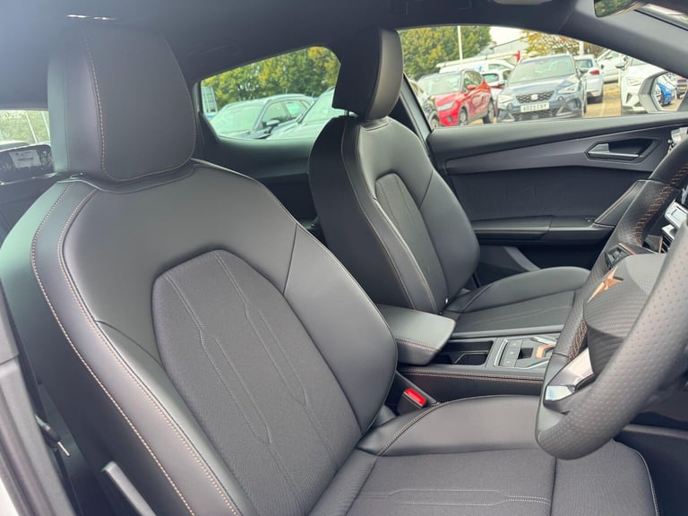 2025 Cupra Formentor 1.5 eTSI V1 SUV 5dr Petrol Hybrid DSG Euro 6 (s/s) (150 ps) HATCHBACK Petrol...